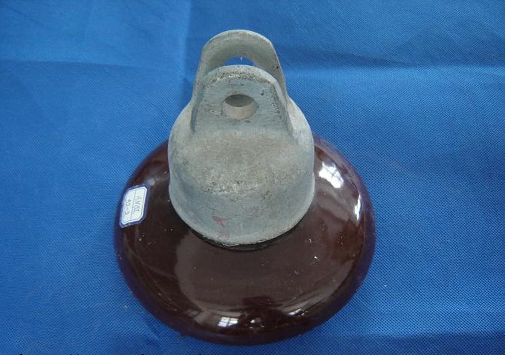 52-2.C. ANSI 52-2 Insulator