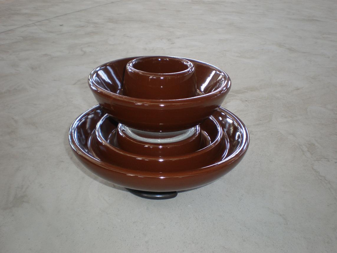 ANSI 56-3 porcelain pin-type insulator brown glaze