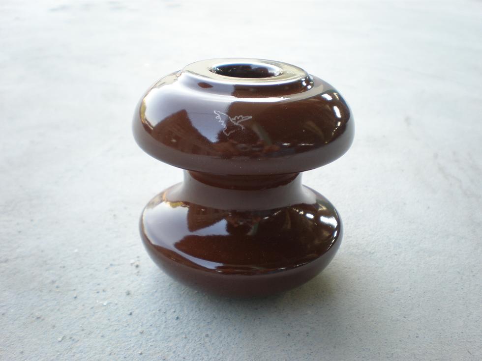 1617 Spool Insulator